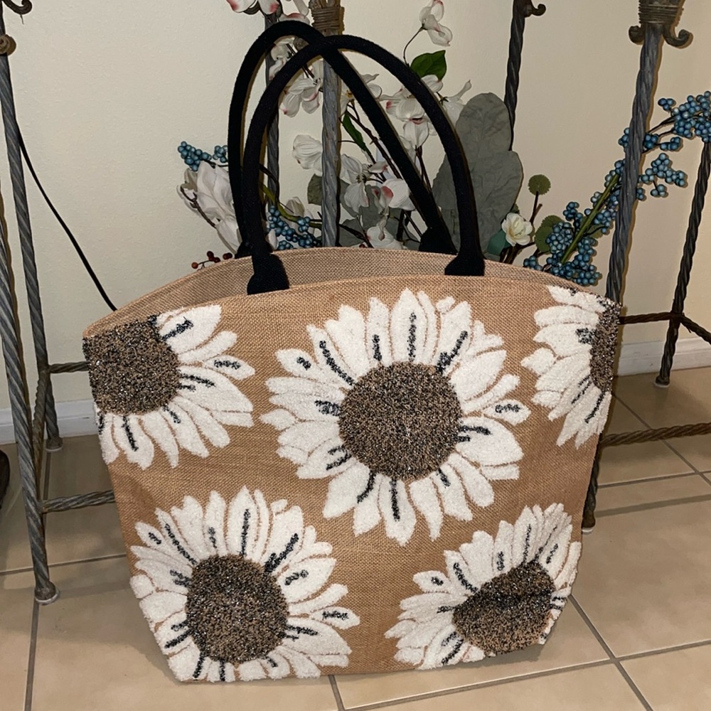 Boutique NWOT Sunflower Market Tote